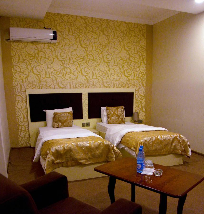Center Khagani Hotel บากู ภายนอก รูปภาพ